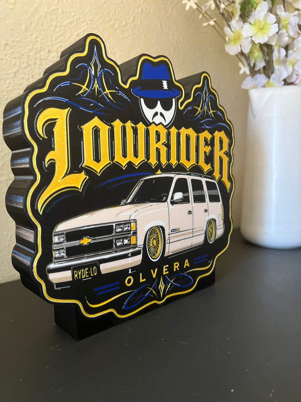 9" Lowrider LED Lightbox with Base | Illuminate What Matters.
