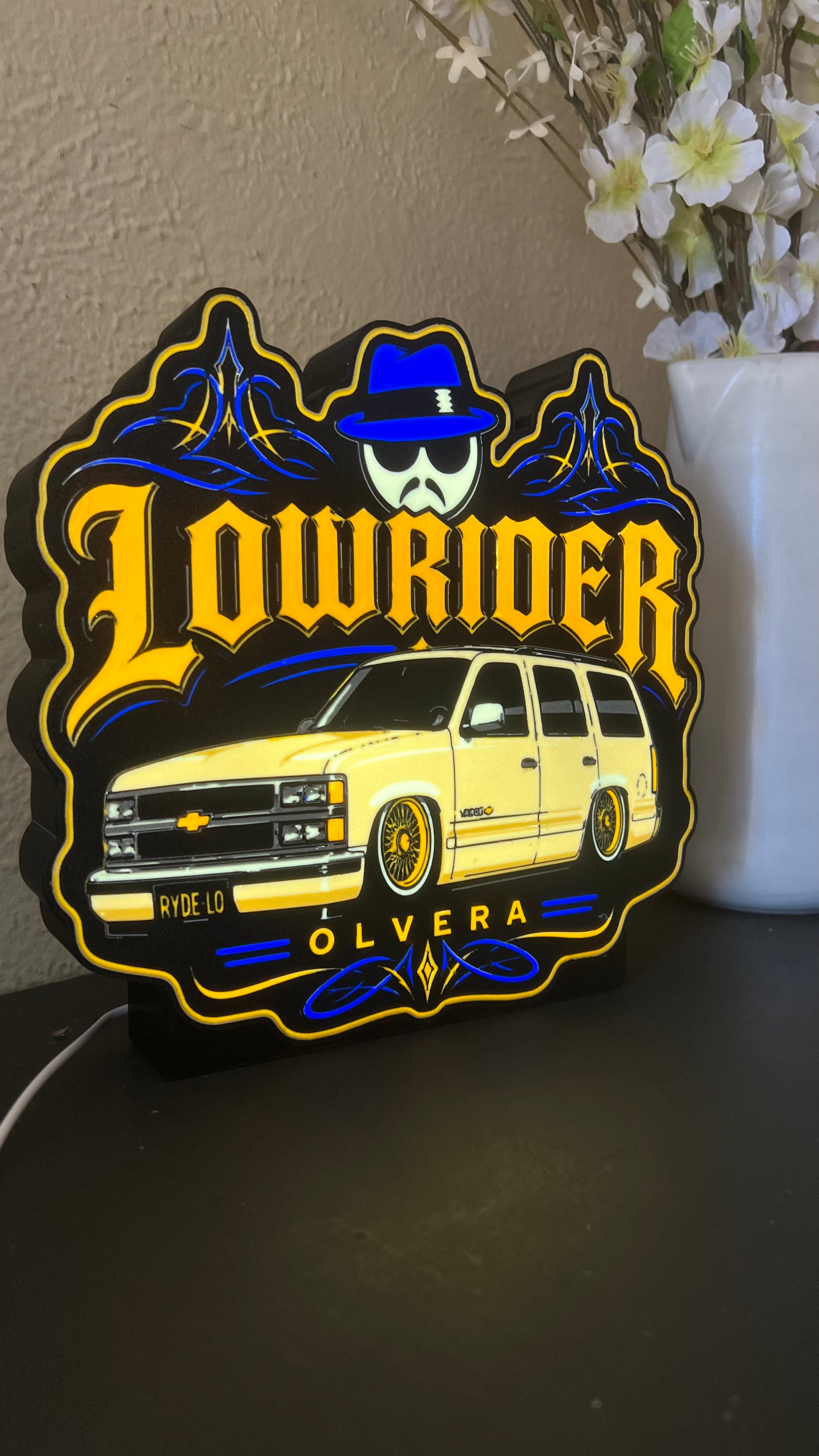 9" Lowrider LED Lightbox with Base | Illuminate What Matters.
