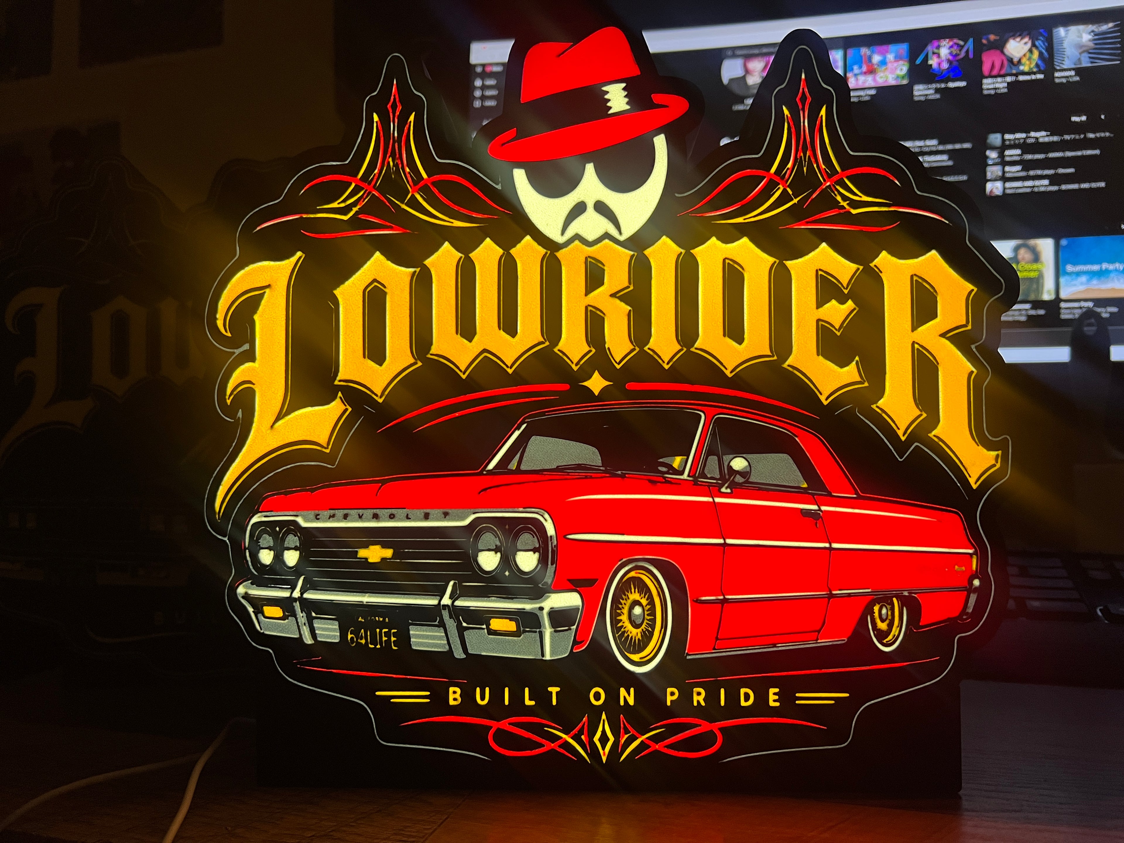 9" and 12" Lowrider LED Lightbox with Base | Illuminate What Matters.