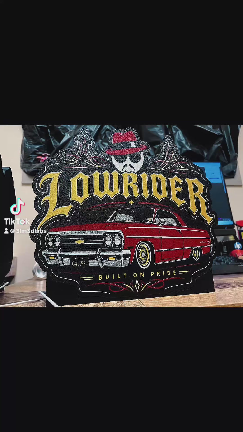 9" and 12" Lowrider LED Lightbox with Base | Illuminate What Matters.