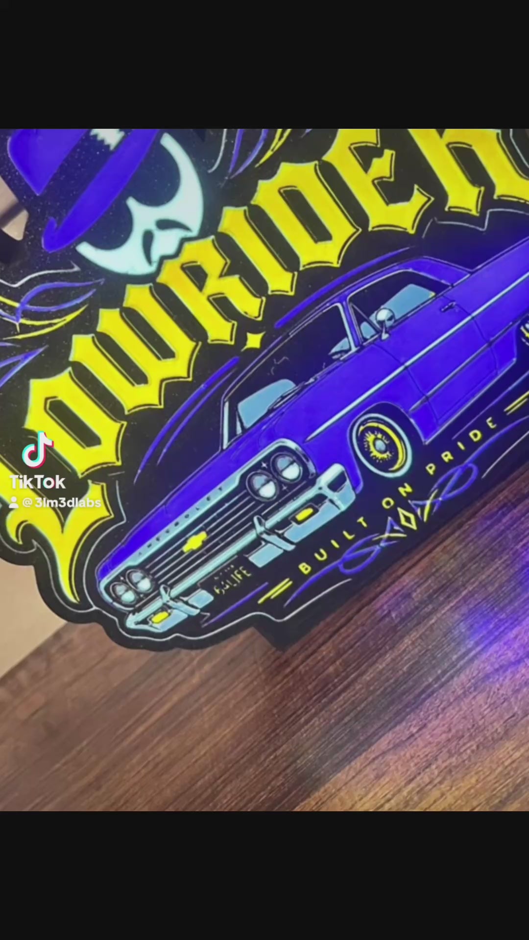 9" Lowrider LED Lightbox with Base | Illuminate What Matters.
